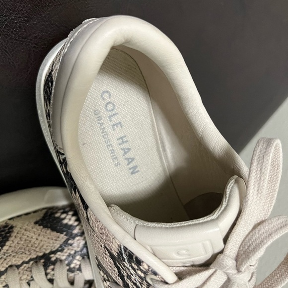 Cole Haan Grandpro Tennis Snake Print Lace Up Womens Beige Sneakers Shoe sz 9B - Picture 11 of 14